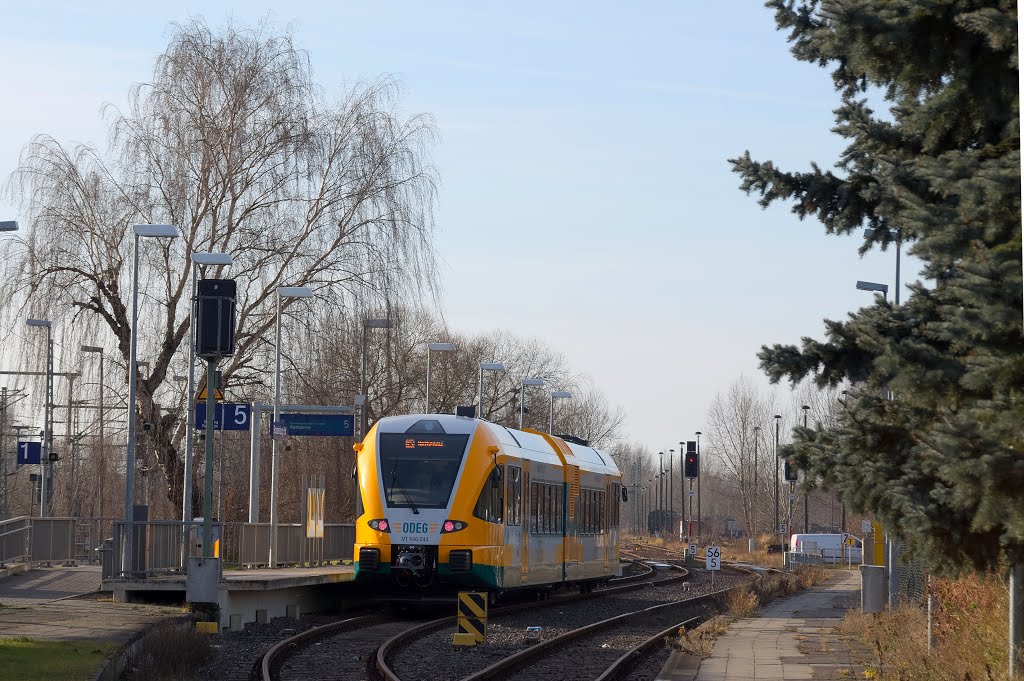 Bahnhof Brandenburg, Zug auf der Städtebahn