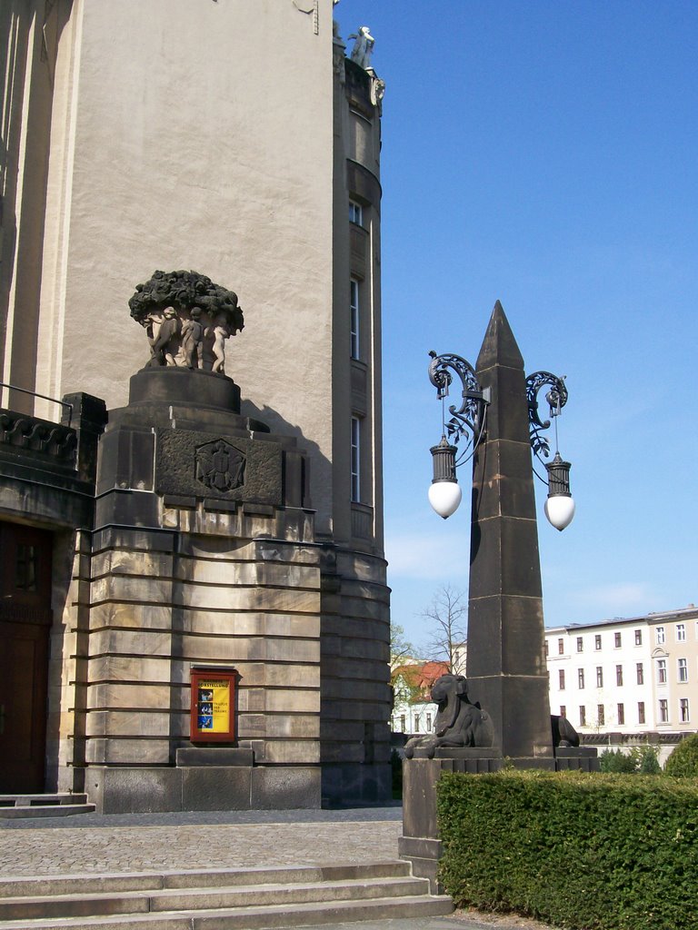 Germany_Brandenburg Country_Lausitz_Cottbus_theater_lamppost_100_3284.JPG