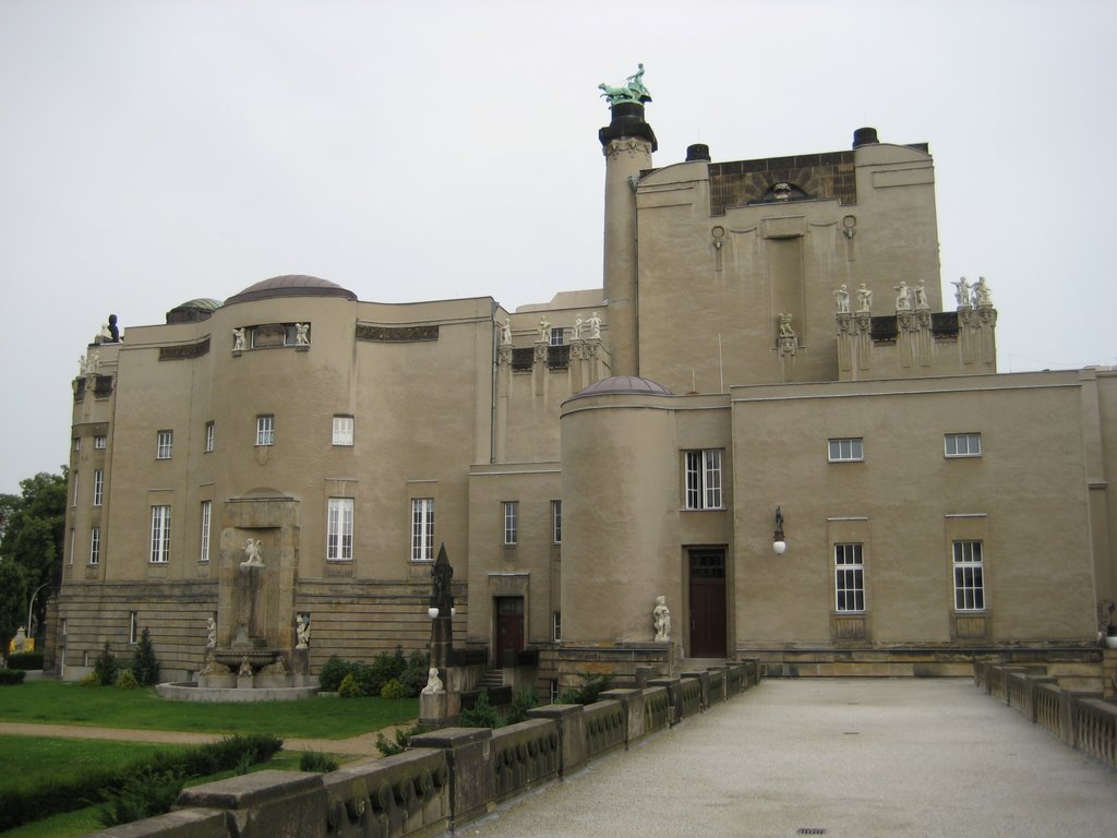 Cottbus, Staatstheater Seitenansicht