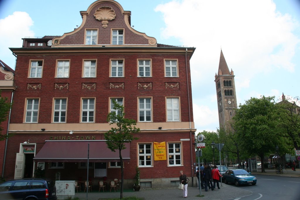 China im Holländischen Viertel; Charlottenstrasse, St.-Peter-und-Paulkirche
