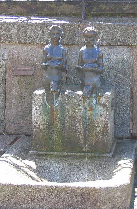 Adam und Eva an der Wasserkunst