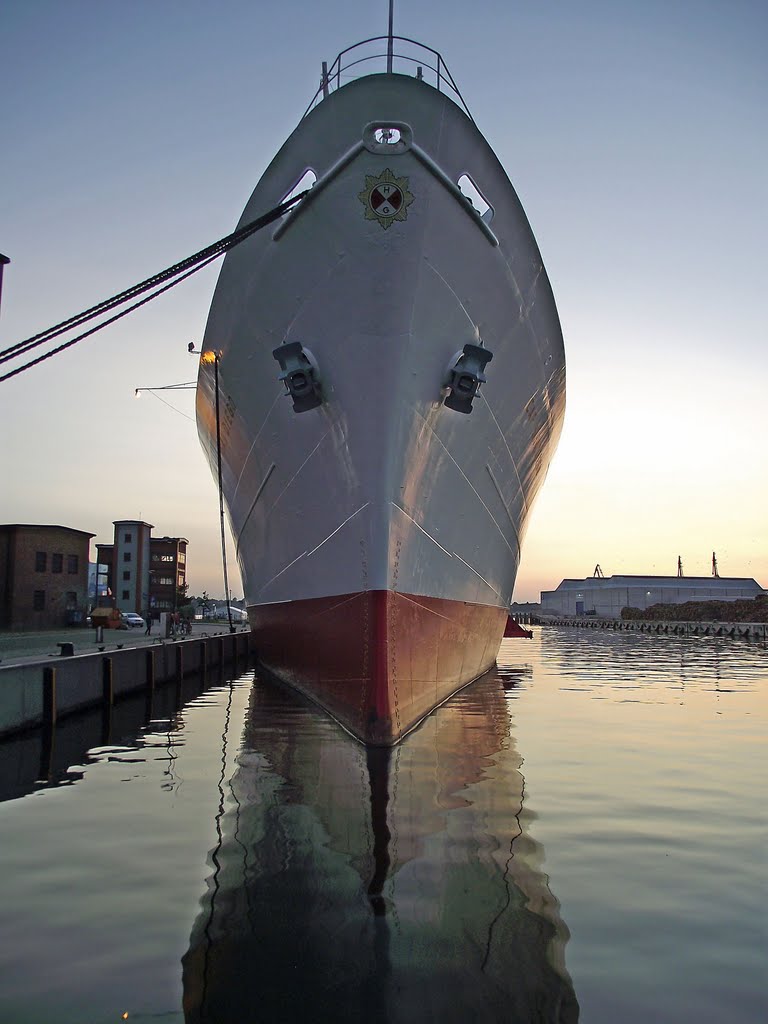 Museumsschiff Cap San Diego im Wismarer Hafen