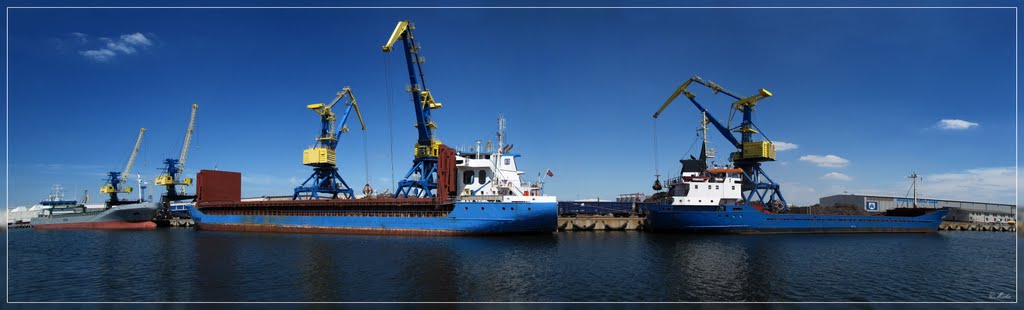 "giants at work"