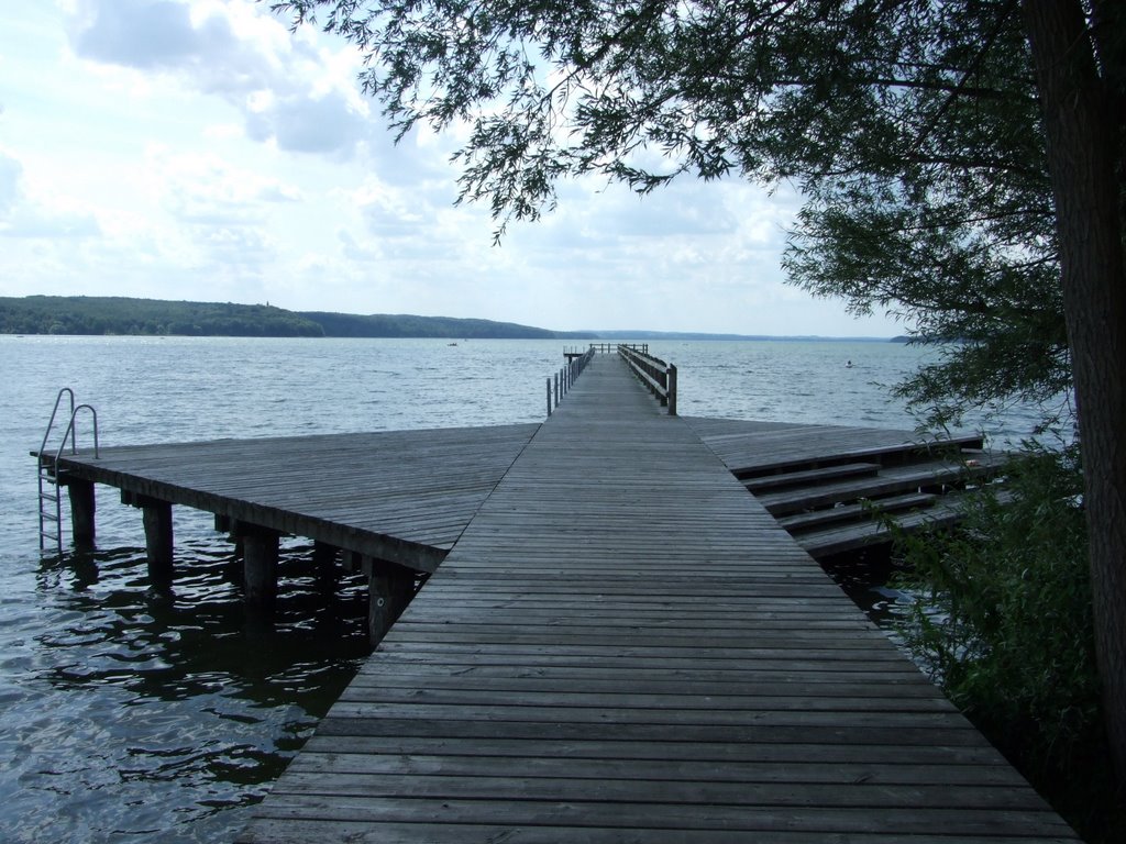 Molo nad jeziorem Tollensesee