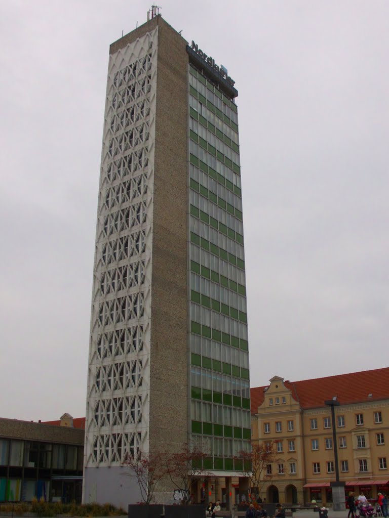 Hochhaus auf dem Marktplatz