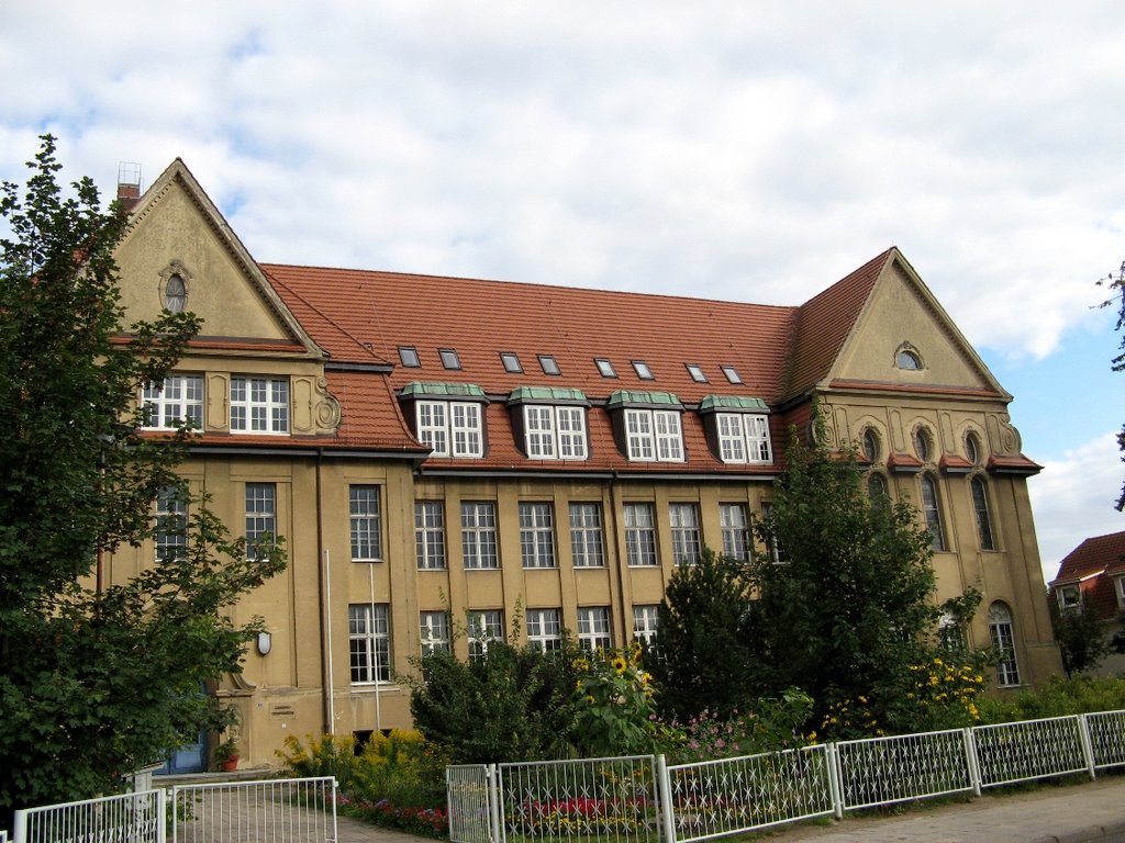 O casa impozanta pe Lessingstrasse - Neubrandenburg