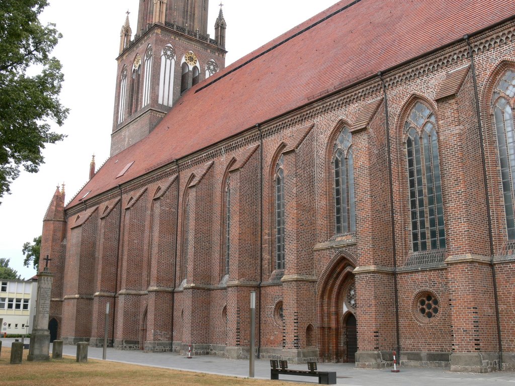 2006-07_Müritz Waren MecPom560