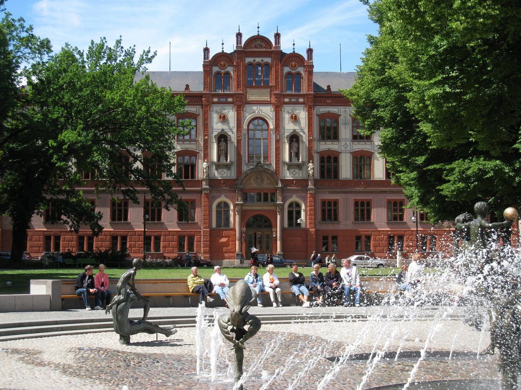 Rostock - Uniplatz ...mit Lebensfreude