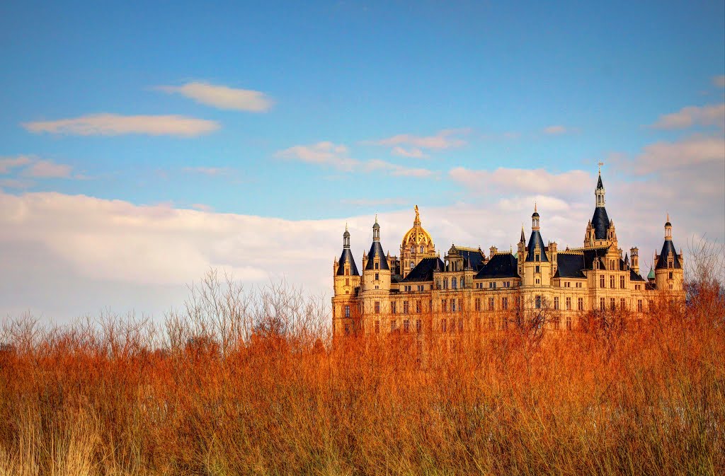 #Contest April: Quiet ~Blick auf das Schweriner Schloss