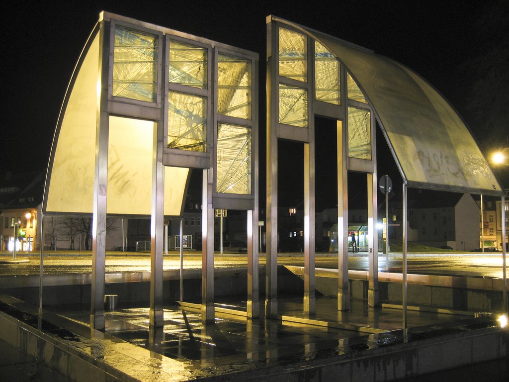 Bautzen bei Nacht, Brunnen am Kornmarkt