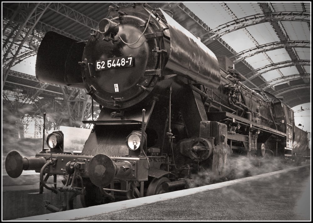 steam locomotive - Dampflok - Hauptbahnhof Leipzig
