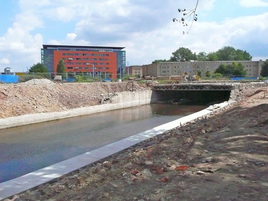Chemnitz - Ein Fluss kommt ans Tageslicht, der Deckel über der Chemnitz wird entfernt