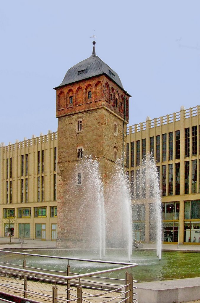Chemnitz - Der Rote Turm wird gewaschen