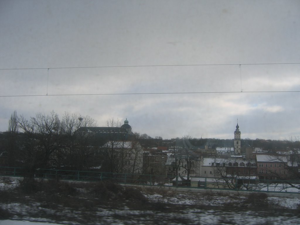 Weissenfels vom Zug aus