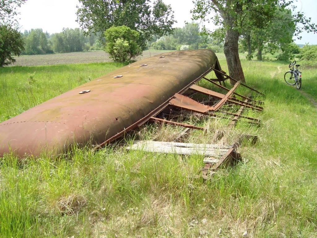 Hennemann am Triebwagen