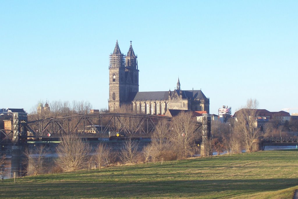 Magdeburg Cathedral and Railway Lift Bridge (Hubbrücke)