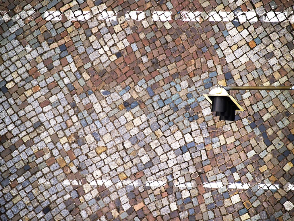 Magdeburg — витражи под ногами