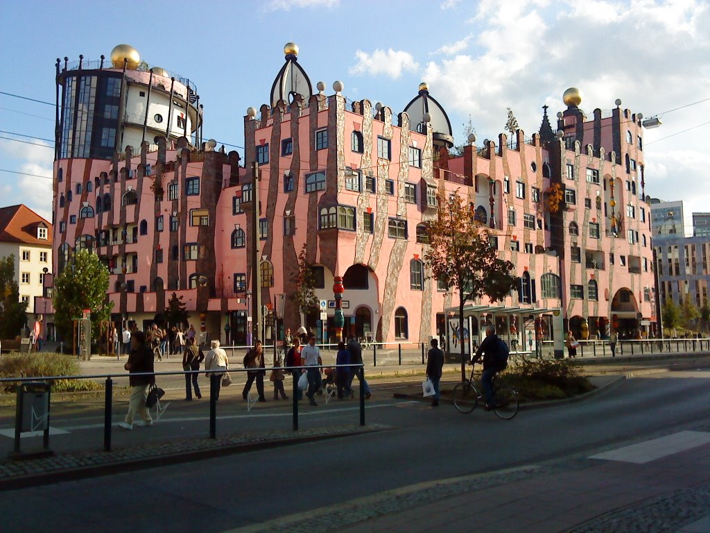 Magdeburg-Hundert Wasser gebeude DE
