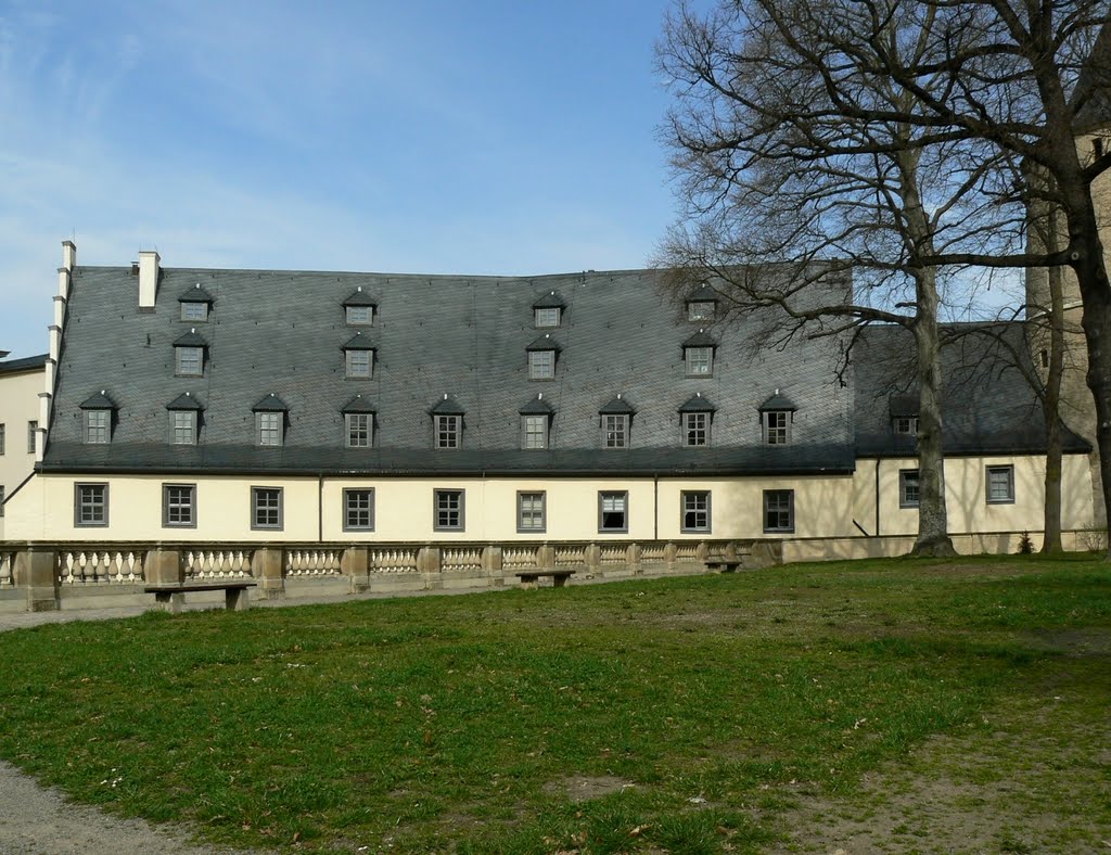 Schloss Altenburg  -  Blick auf den terrassenartig  angelegten  Agnesgarten