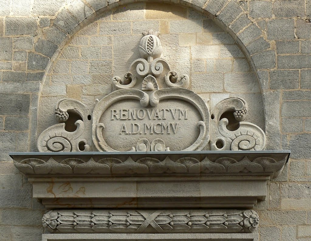 Altenburg - Details am Turmeingang  der Stadtkirche St. Bartholomäi