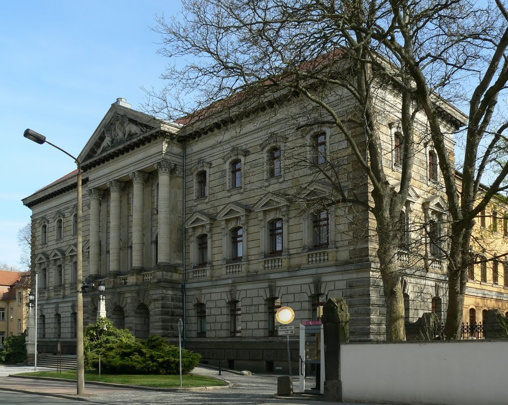 Altenburg - Blick auf das Landratsamt Altenburger Land erbaut 1892-1894