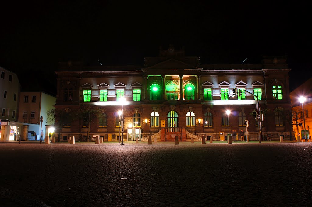 Hauptpost bei Nacht! - Main post office at night!