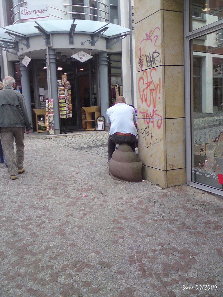 Harter Stuhl