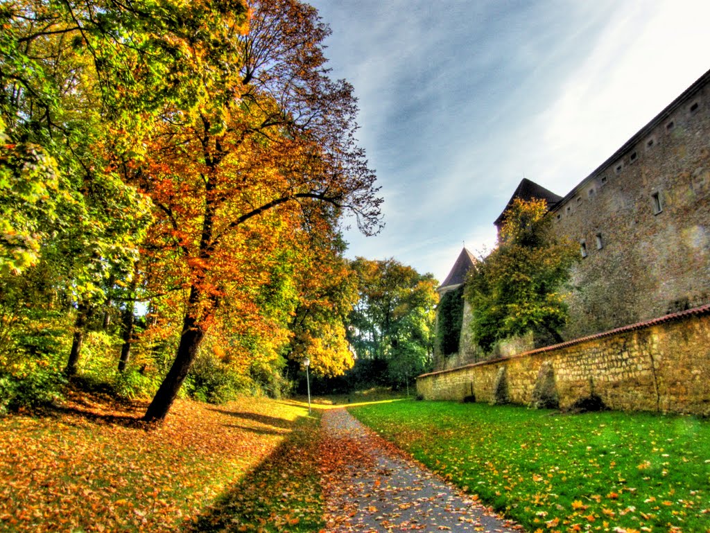 Herbst an der Stadtmauer