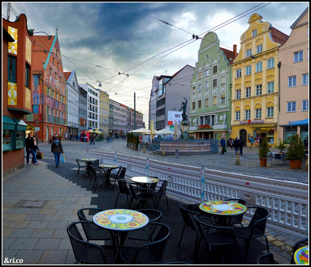 Augsburg, Maximilianstraße