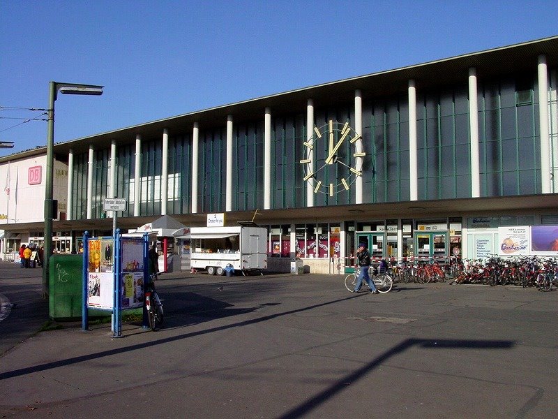 Wurzburg Hbf Station building