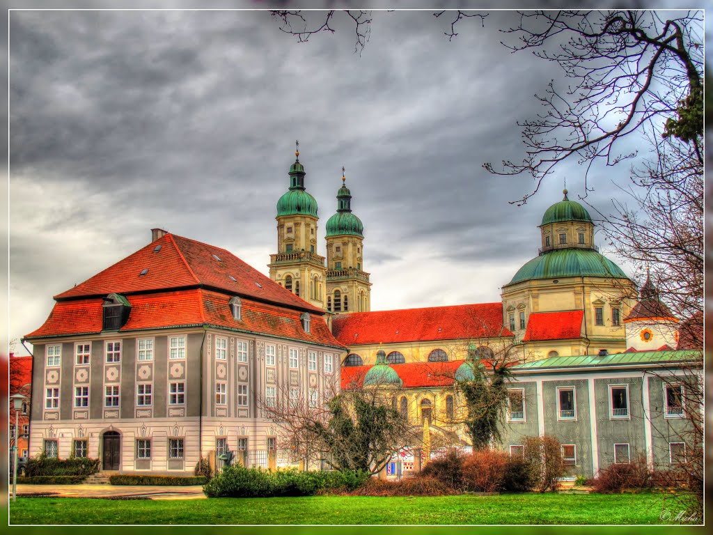 Zumsteinhaus mit Römer- und Naturkundemuseum (built 1802), Basilika St. Lorenz (built 1666), Kempten