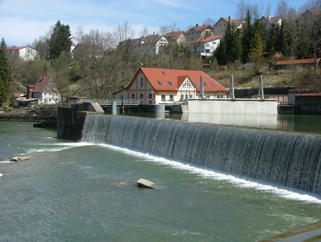 Wasserfall am Stauwehr