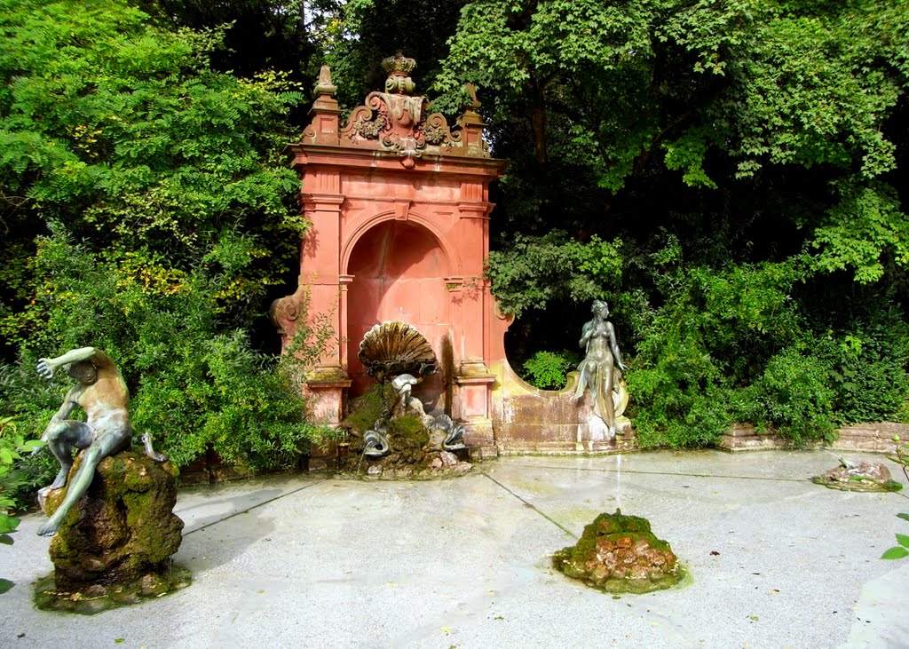Coburg, Herzog-Alfred-Brunnen im Hofgarten