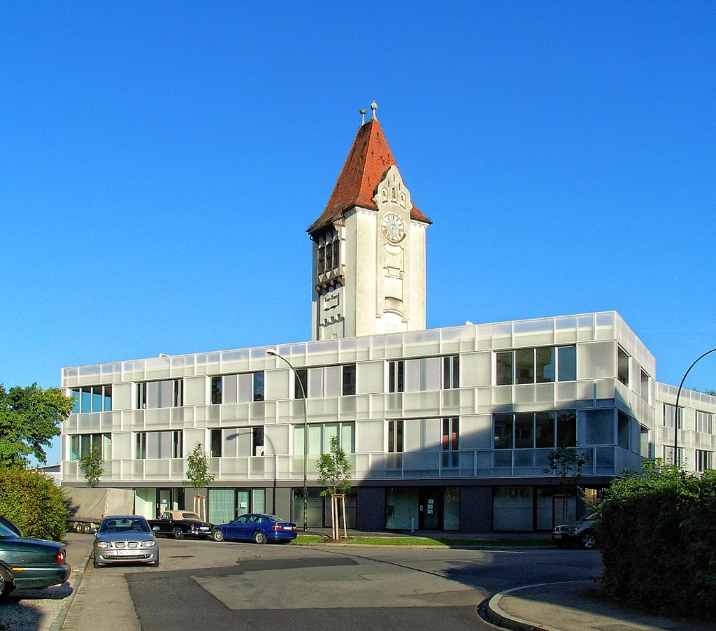 Alt und Neu, Turm des alten Schlachthofs und Neubau