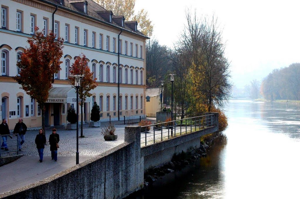 Teatr Miejski / City Theatre  [pl;gr]