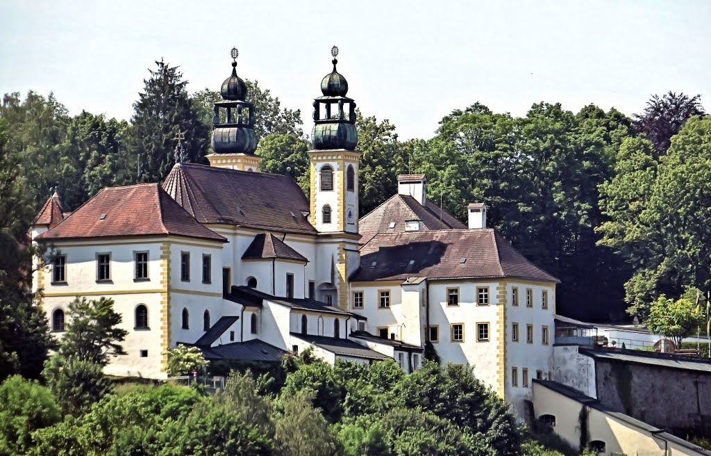 Passau,  Kloster "Maria Hilf",   Juni 2014