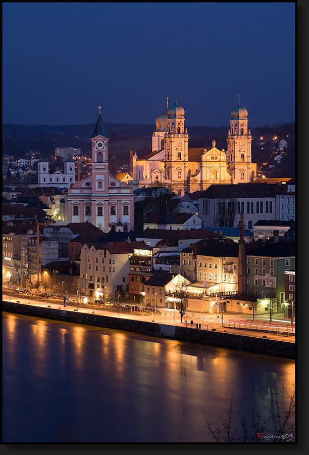 Passau Dom bei Nacht