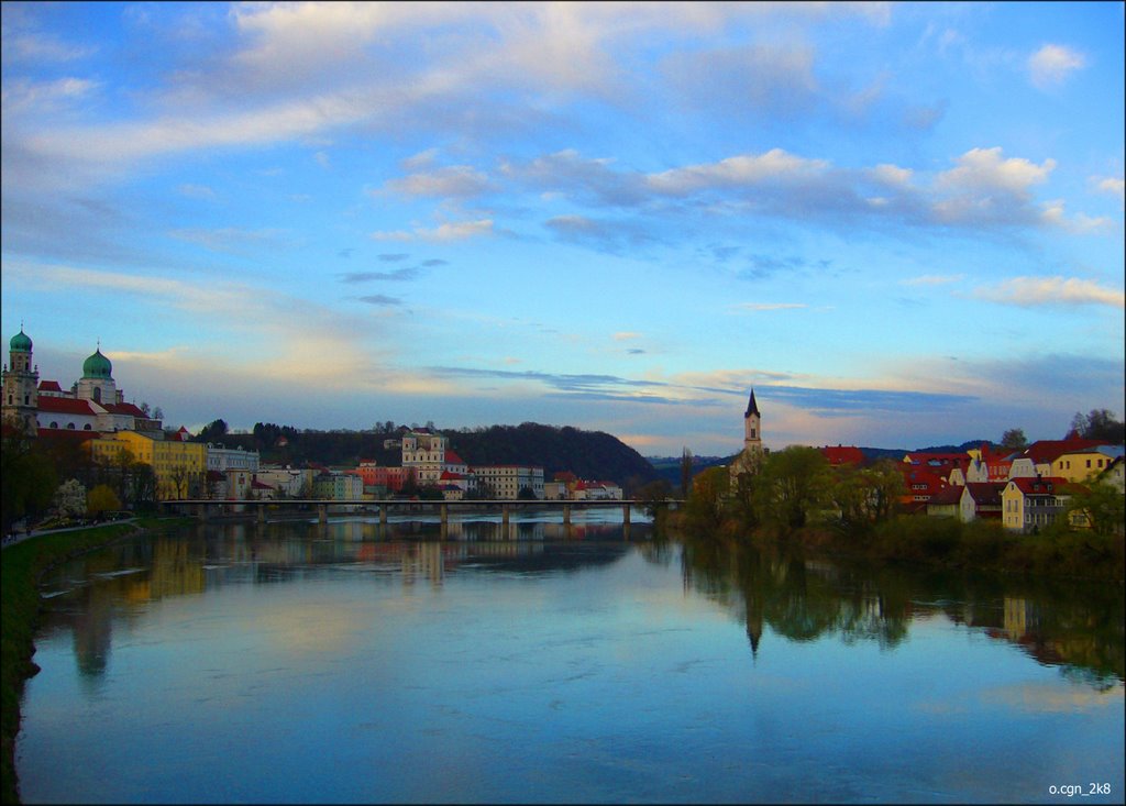 Der Inn in Passau in Bayern mit Blick in Richtung Tscheschiche Republik in 2k8