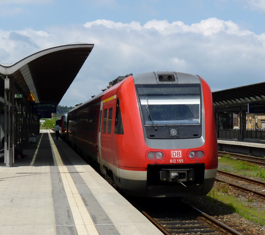 612 155 in Hof Hbf. - Reise nach Würzburg - 23.05.2010