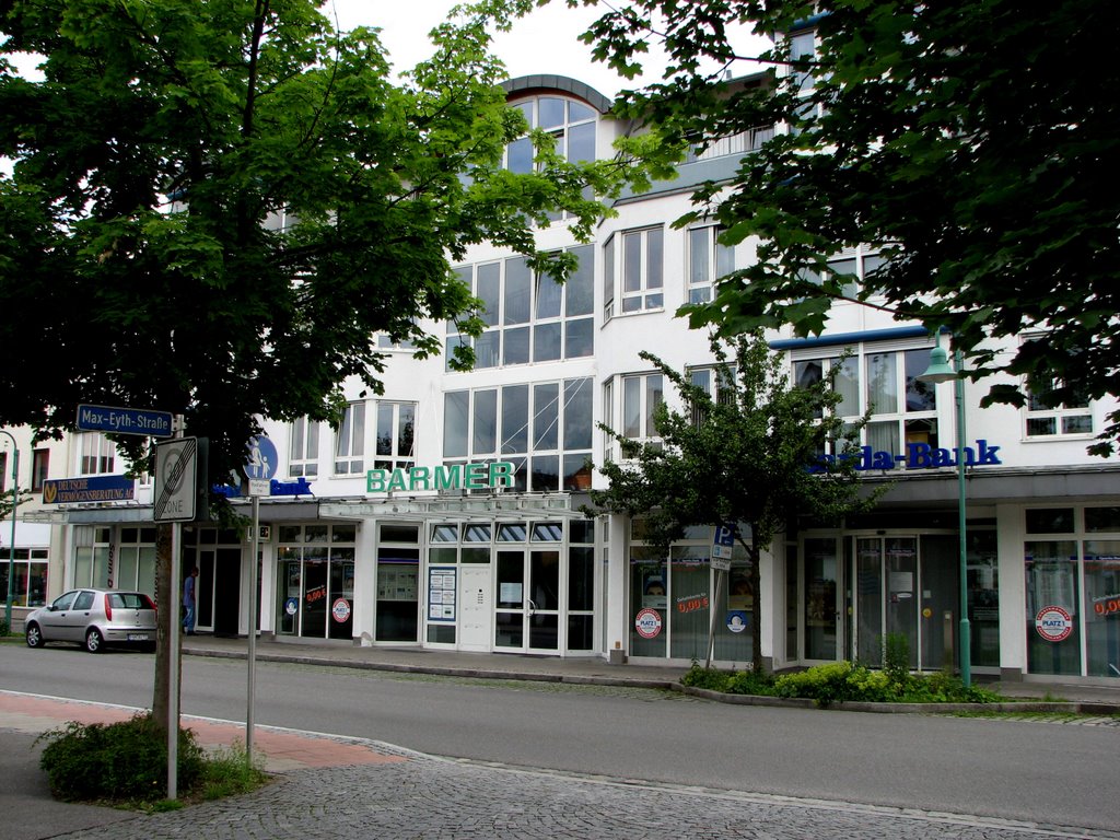 Robert-Koch-Str. 7
