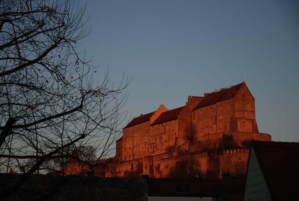 befeuert   -  Burg von Burghausen