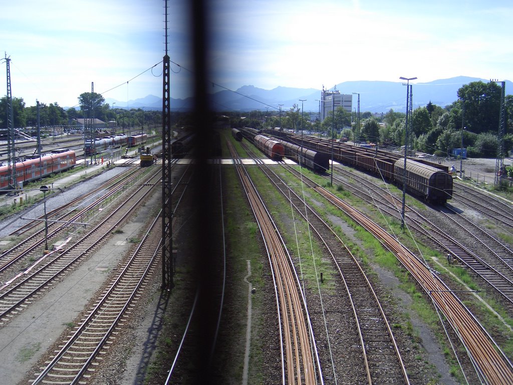 Bahnhof Rosenheim track towards Salzburg
