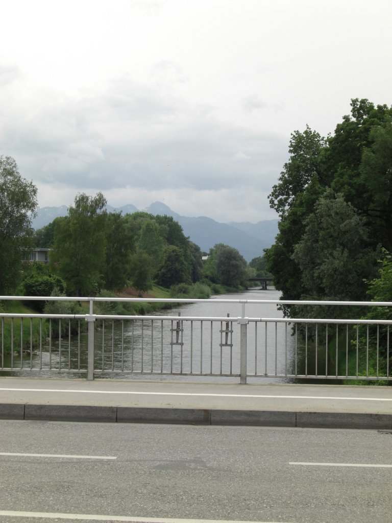 Brücke über die Mangfall in Rosenheim (Blick nach SW)