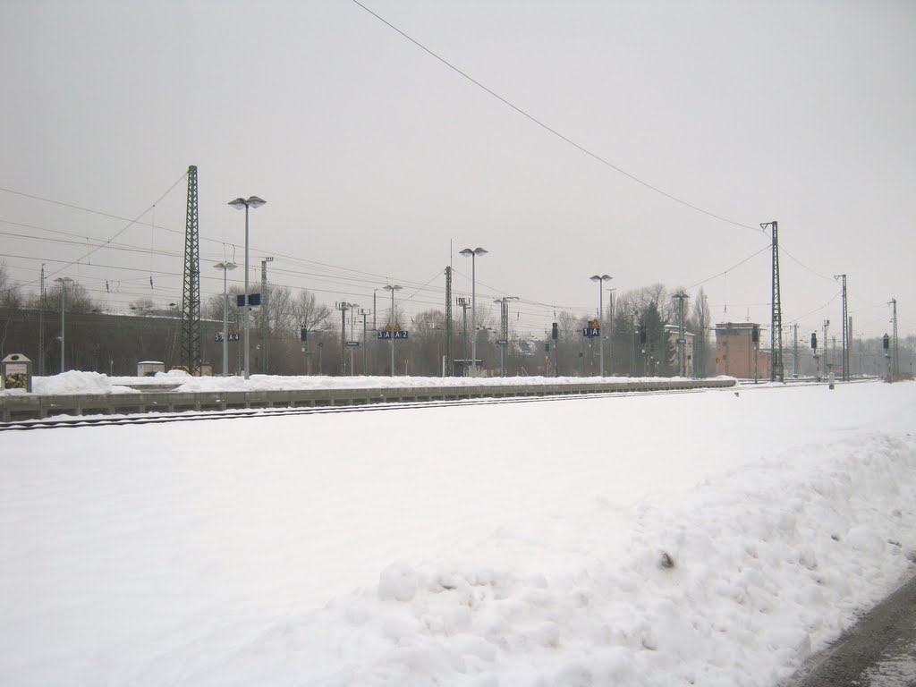 Bahnhof im Schnee