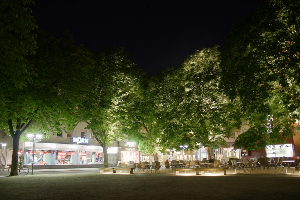 Kaffee vor der Stephans-Kirche