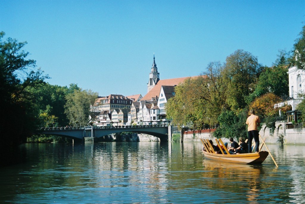 Neckarfront und Stiftskirche