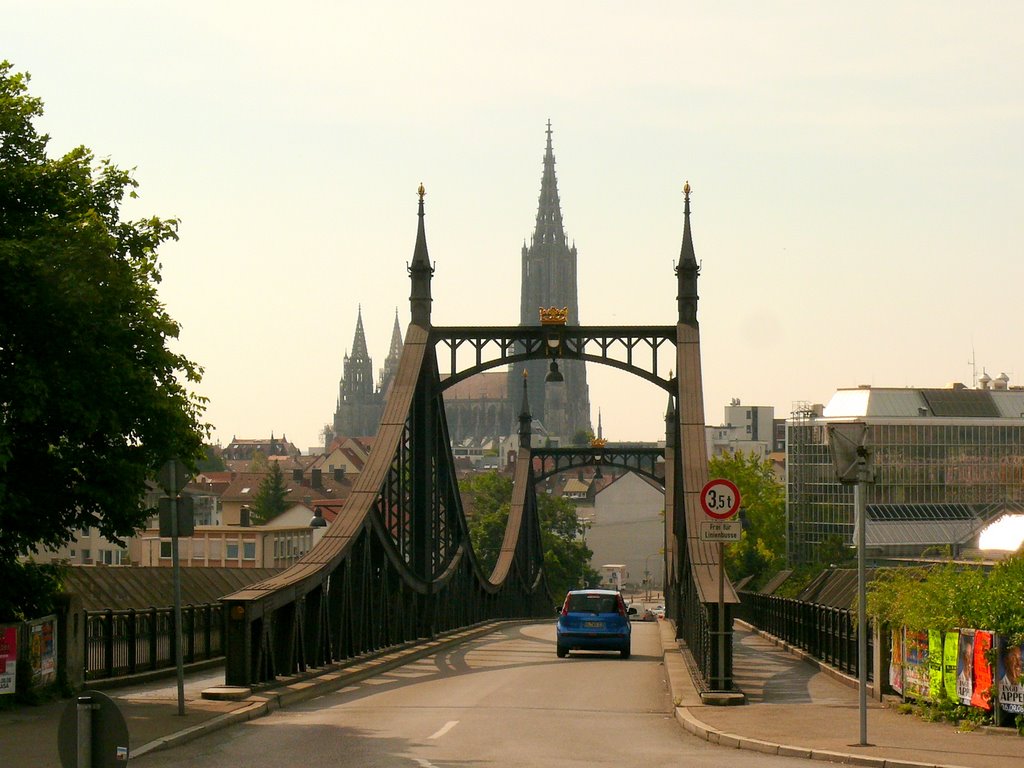 Blick über die Neue Torbrücke auf das Münster