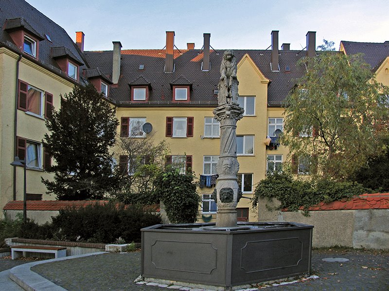 Löwensbrunnen