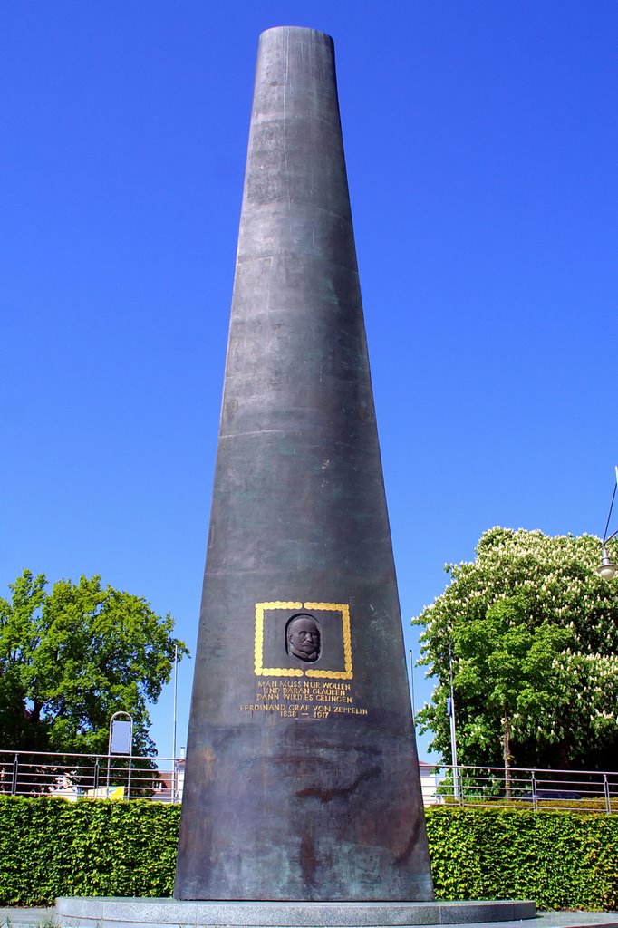 Zeppelin Denkmal
