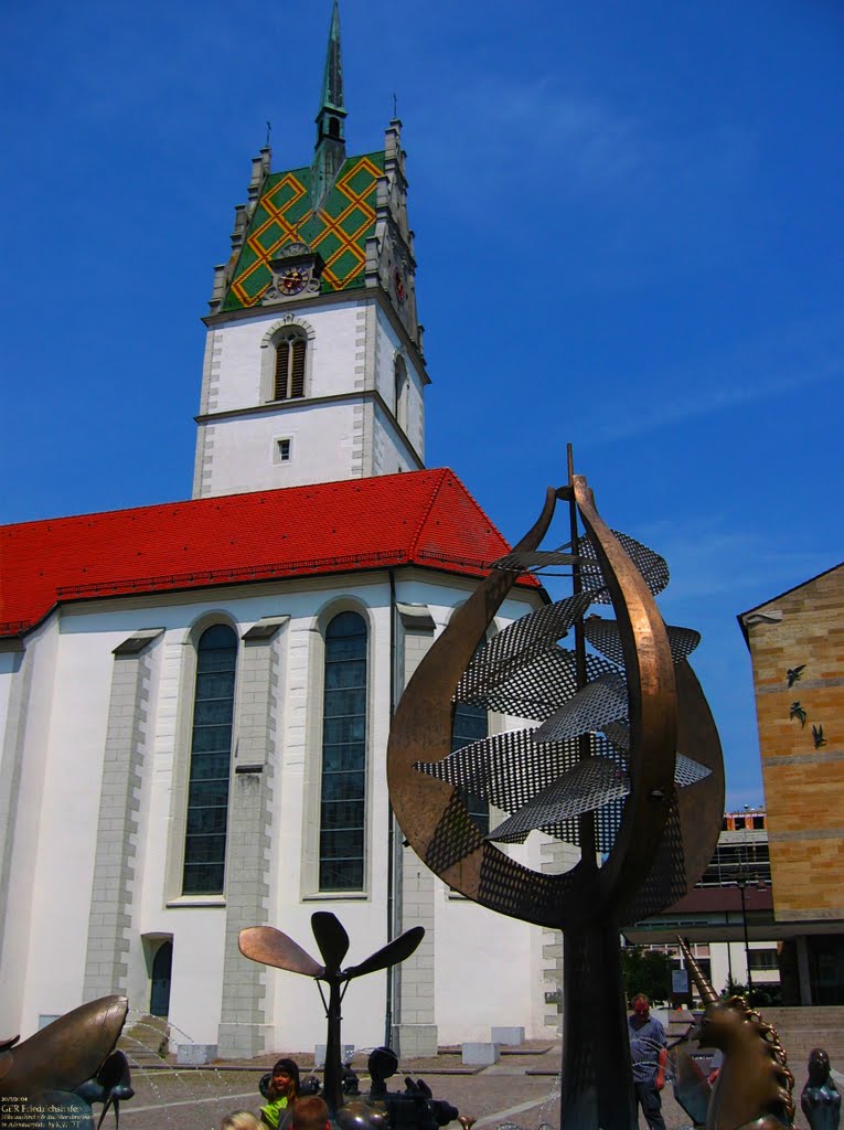 GER Friedrichshafen Nikolauskirche & Buchhornbrunnen in Adenauerplatz by KWOT